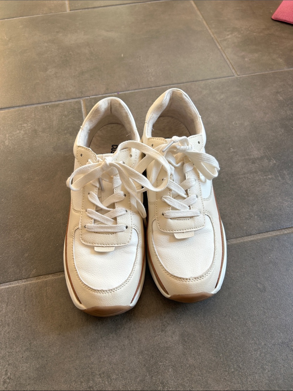 Cushionaire White and Tan Sneakers - Picture 2 of 12